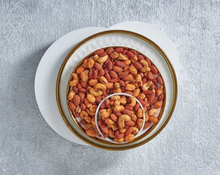 مكسرات مدخنة