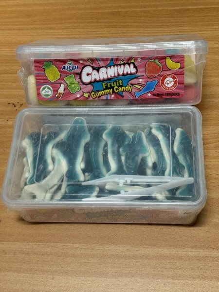 كاندي كرنفال شكل حوت