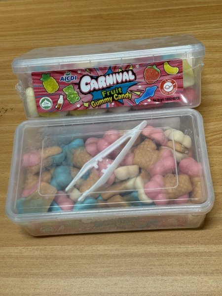 كاندي كرنفال شكل بوظه كبير